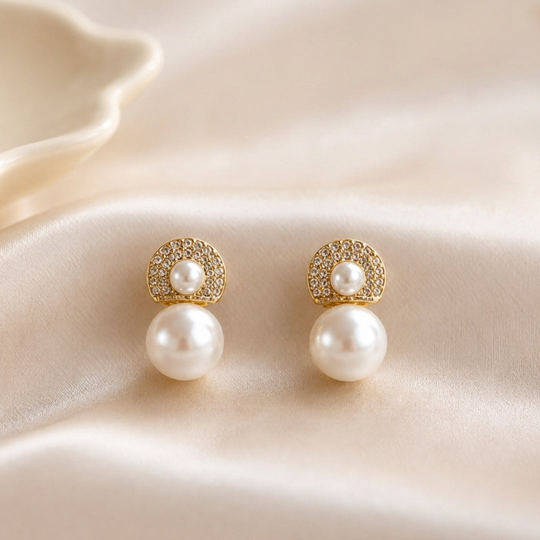 Aurelia Shell Pearl Earrings