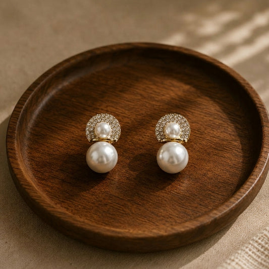 Aurelia Shell Pearl Earrings