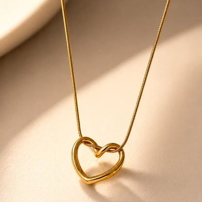 Sleek Heartline Pendant Necklace