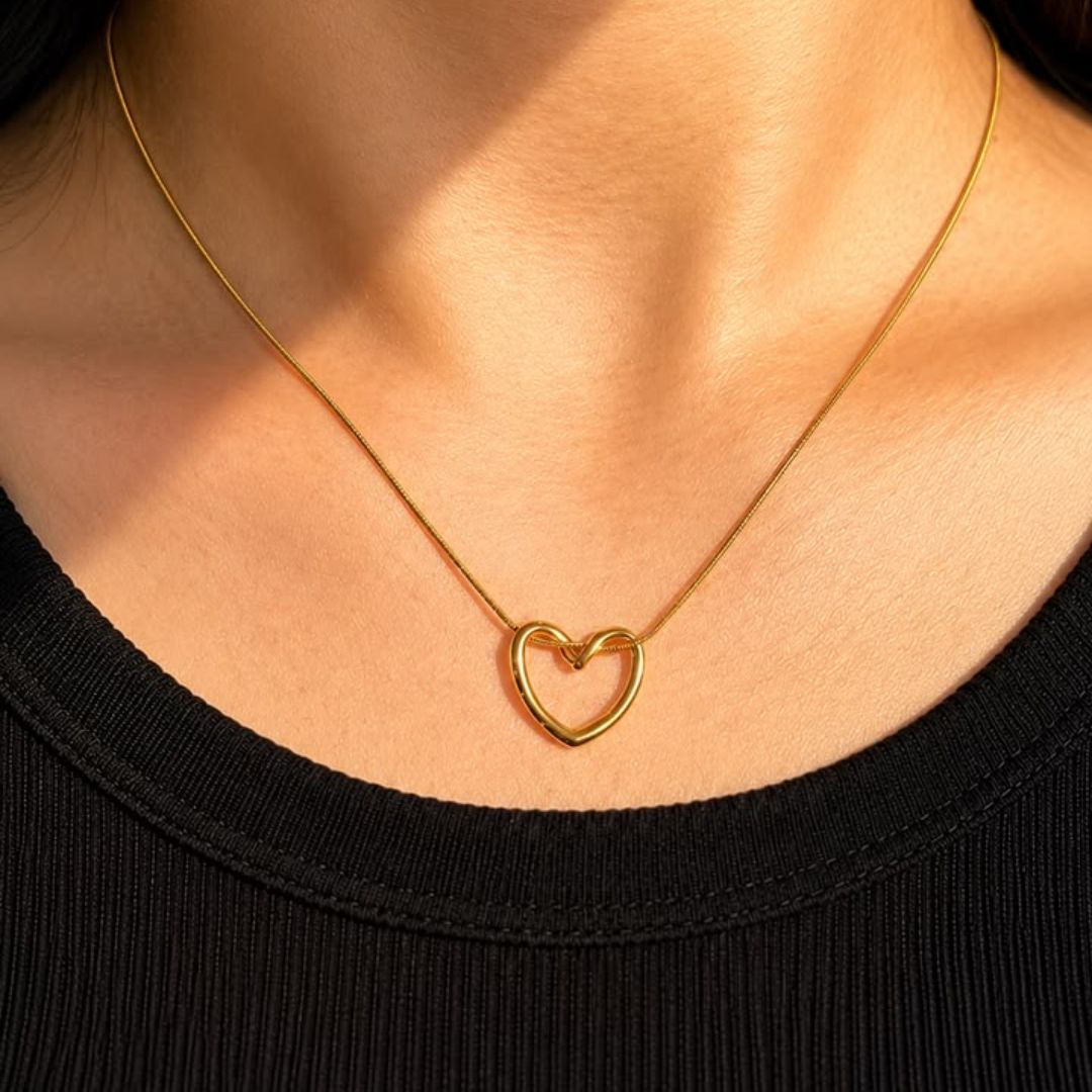 Sleek Heartline Pendant Necklace