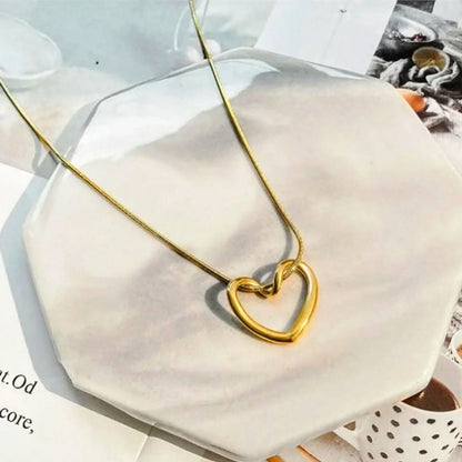 Sleek Heartline Pendant Necklace