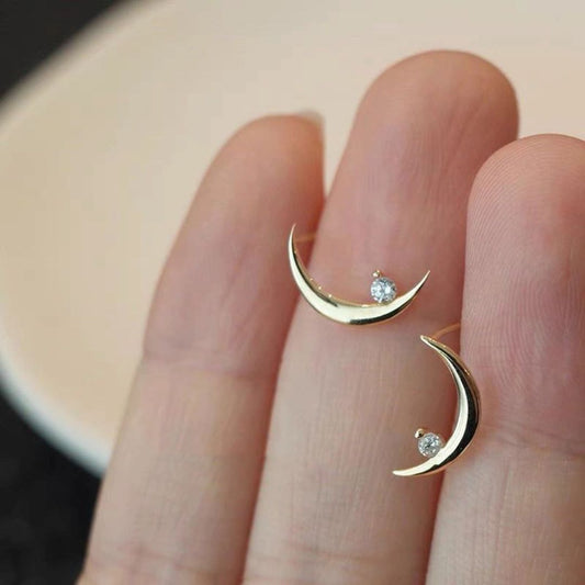 Minimal Moon Earrings