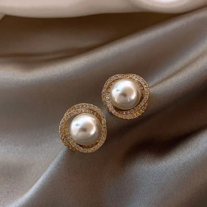 Pearlfect Drop Earrings
